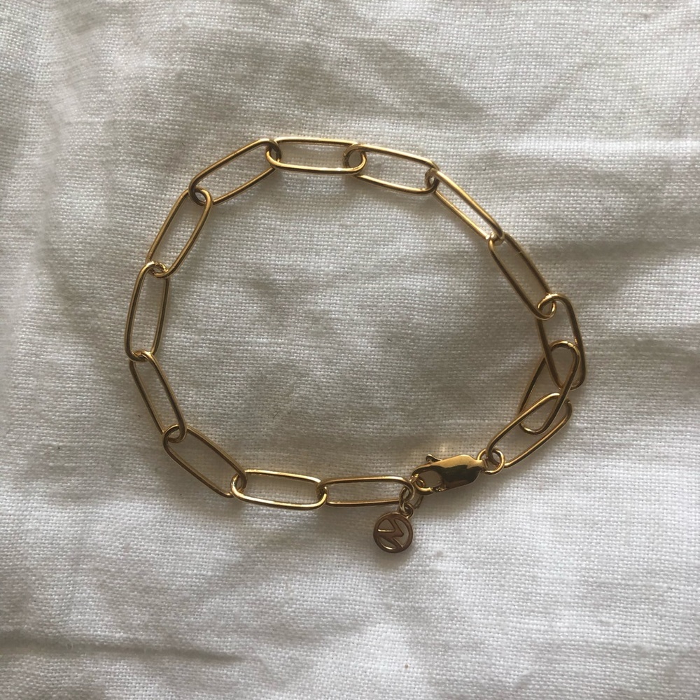 Mejuri Delicate Chain Bracelet - New w/ packaging